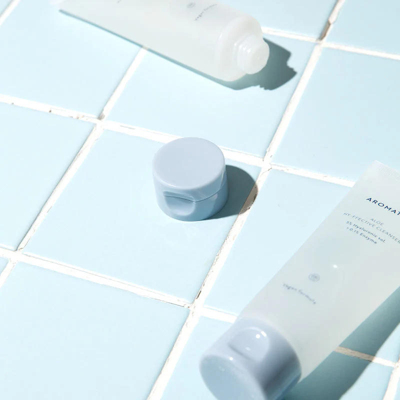 Aloe Hy-ffective Cleanser - Image 5