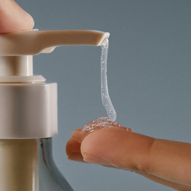 Vitalizing Rosemary All-In-One Wash - Image 3