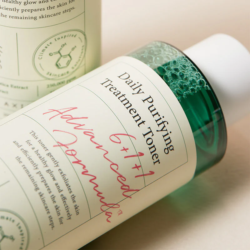 Daily Purifying Treatment Toner - Image 2