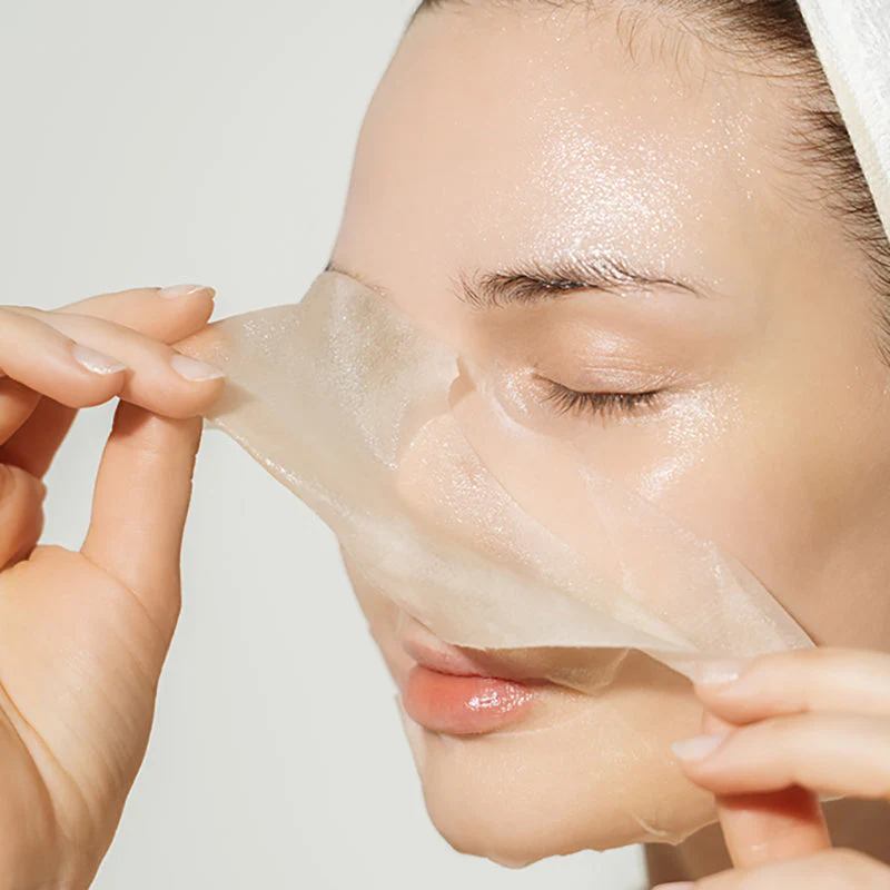 Luminous Hydrating Sheet Mask - Image 3