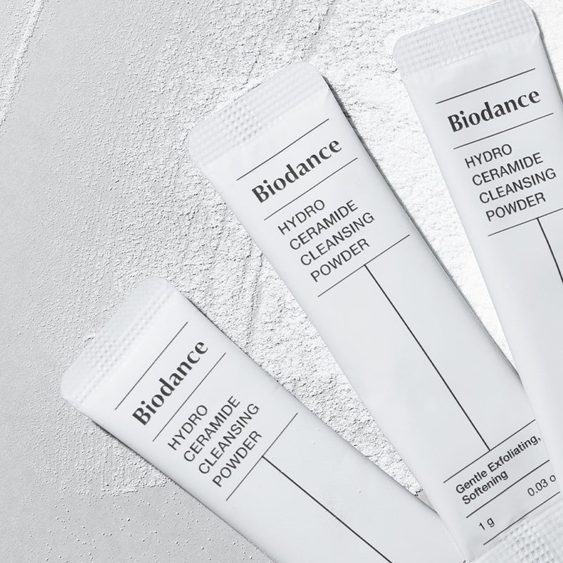 Hydro Ceramide Cleansing Powder - Image 5