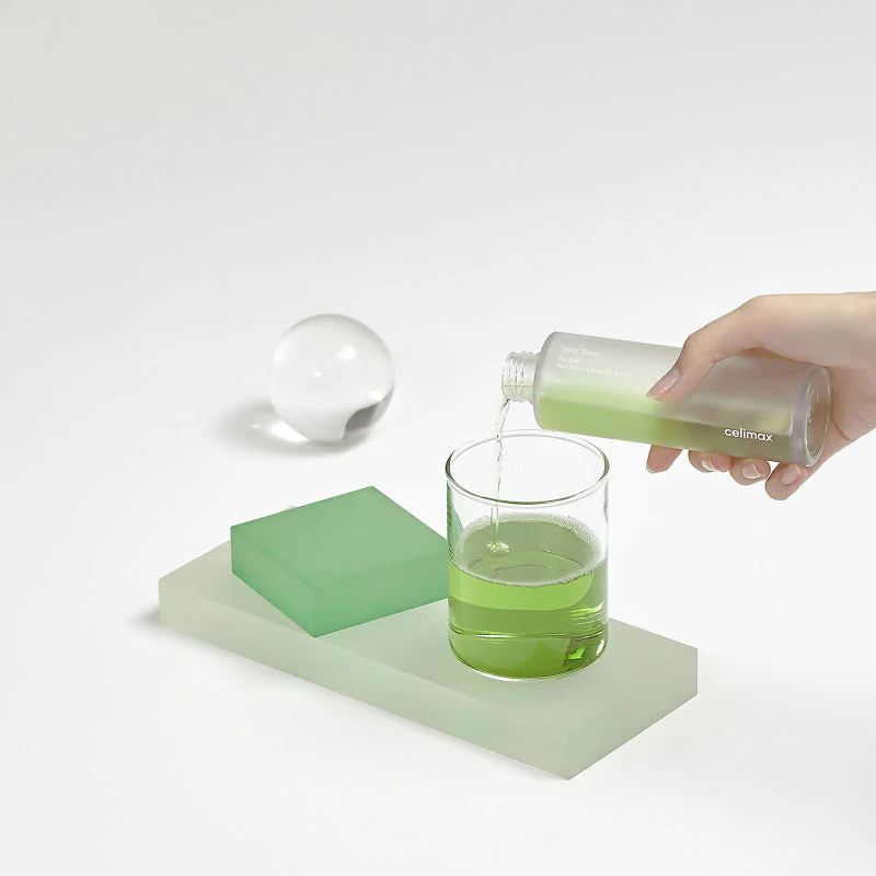 The Real Noni Moisture Balancing Toner - Image 5