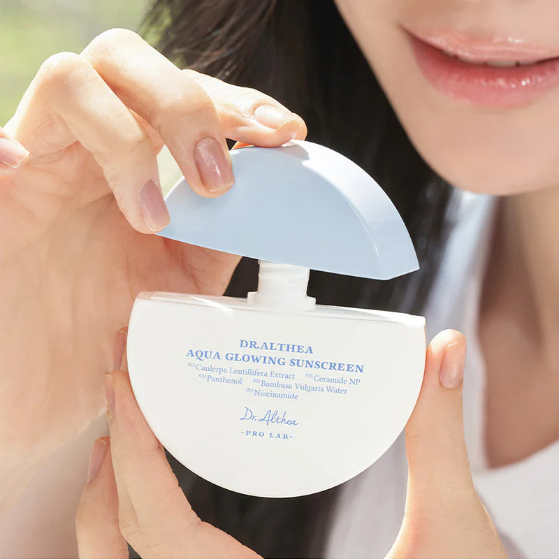 Aqua Glowing Sunscreen - Image 2