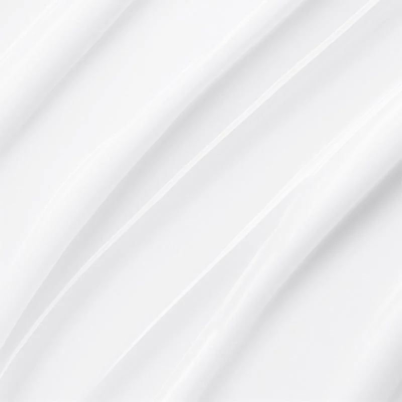 Aqua Glowing Sunscreen - Image 3