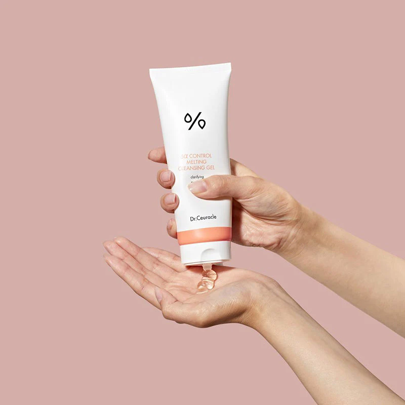 5α Control Melting Cleansing Gel - Image 4