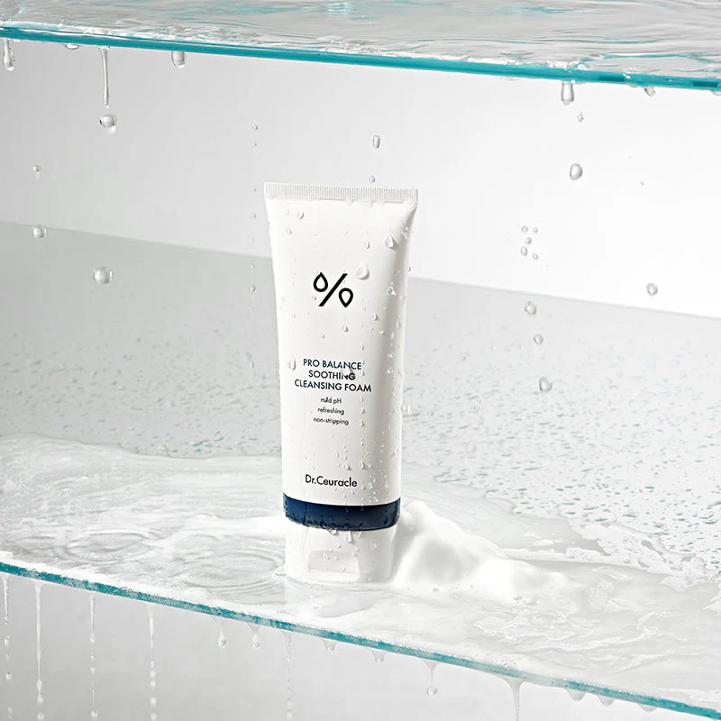 Pro Balance Soothing Cleansing Foam - Image 7