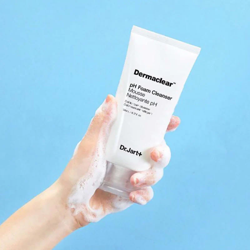 Dermaclear pH Foam Cleanser - Image 2