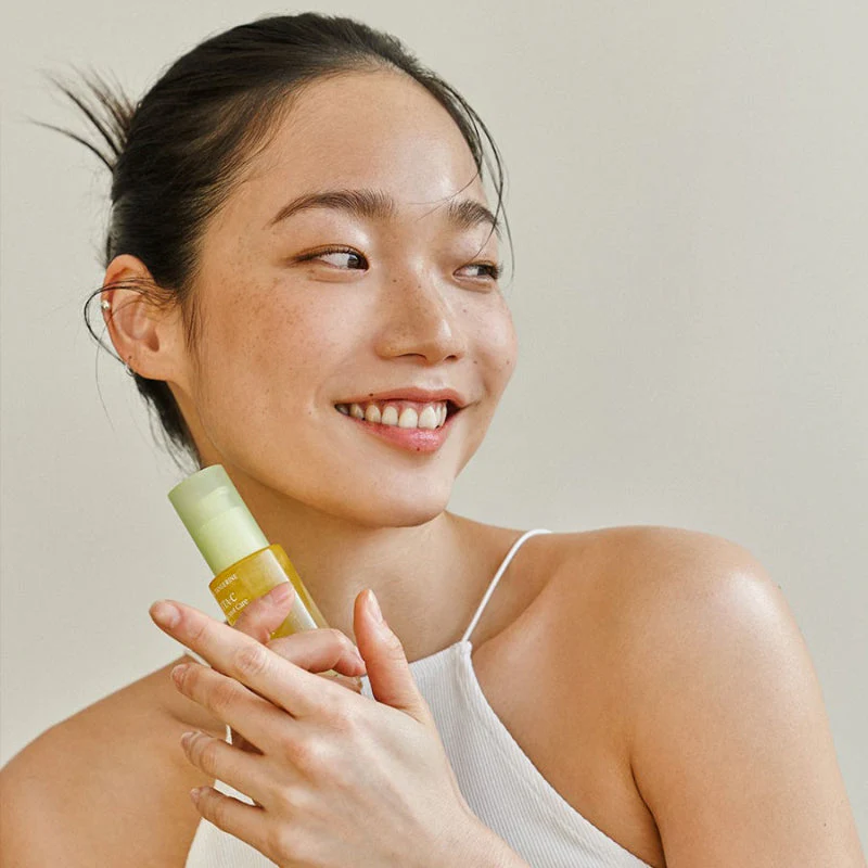 Green Tangerine Vita-C Dark Spot Care Serum - Image 6