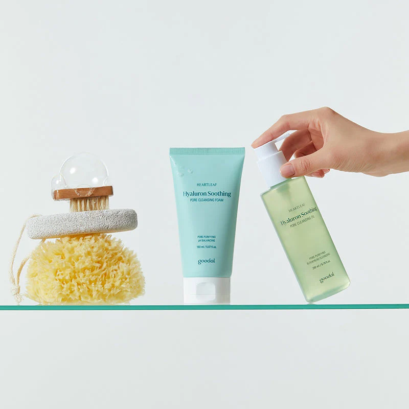 Heartleaf Hyaluron Soothing Pore Cleansing Foam - Image 8