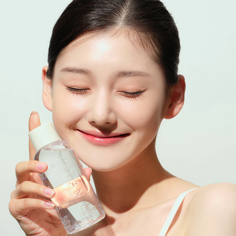Glow 12GF Hyal Essence Toner - Image 4