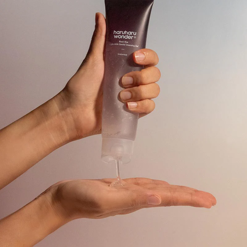 Black Rice Triple AHA Gentle Cleansing Gel - Image 3