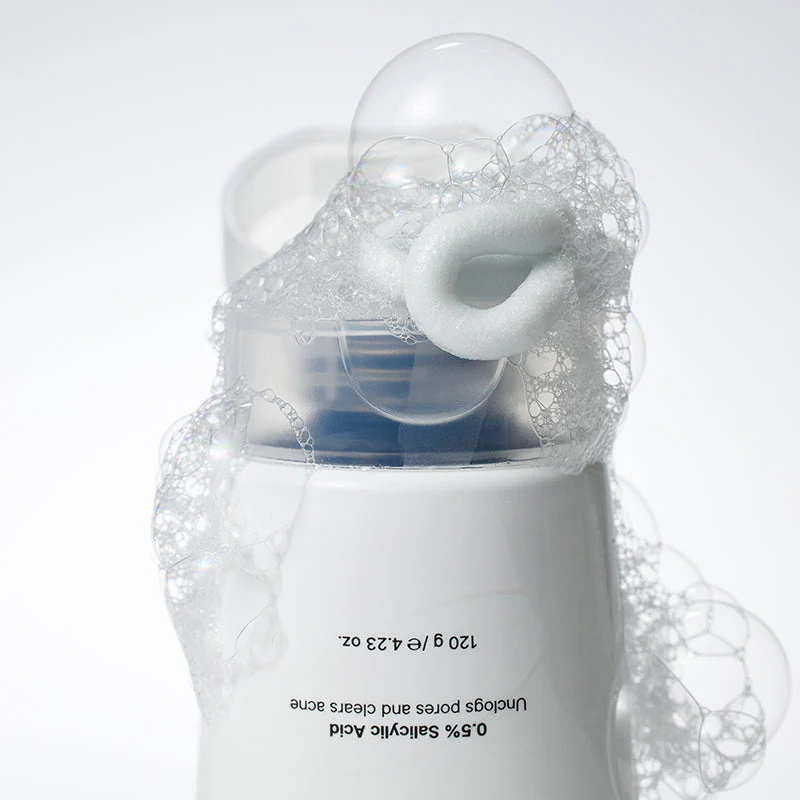 Pore-Purifying Salicylic Acid Foaming Cleanser - Image 3