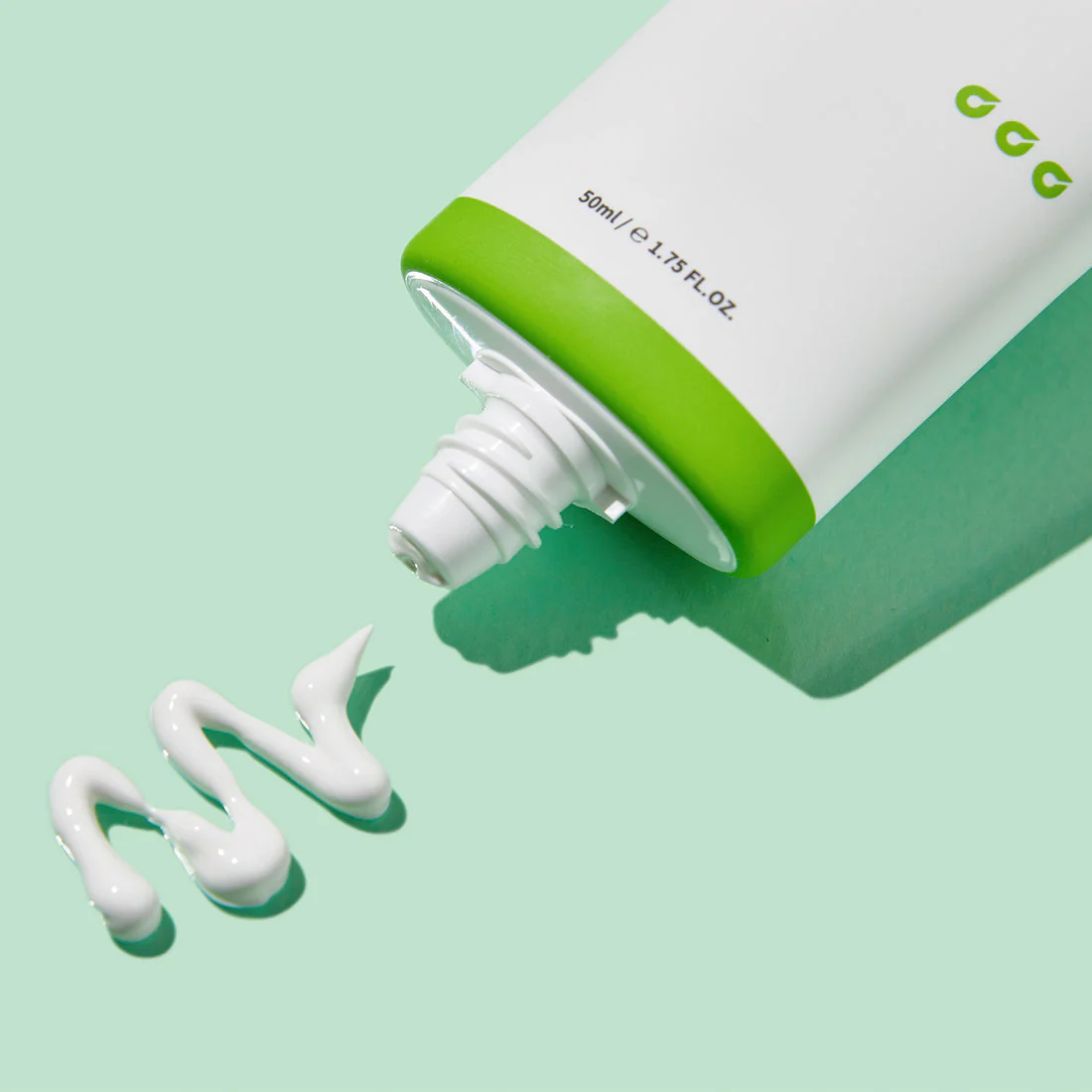 Super Soothing Cica & Aloe Sunscreen SPF50+ PA++++ - Image 3