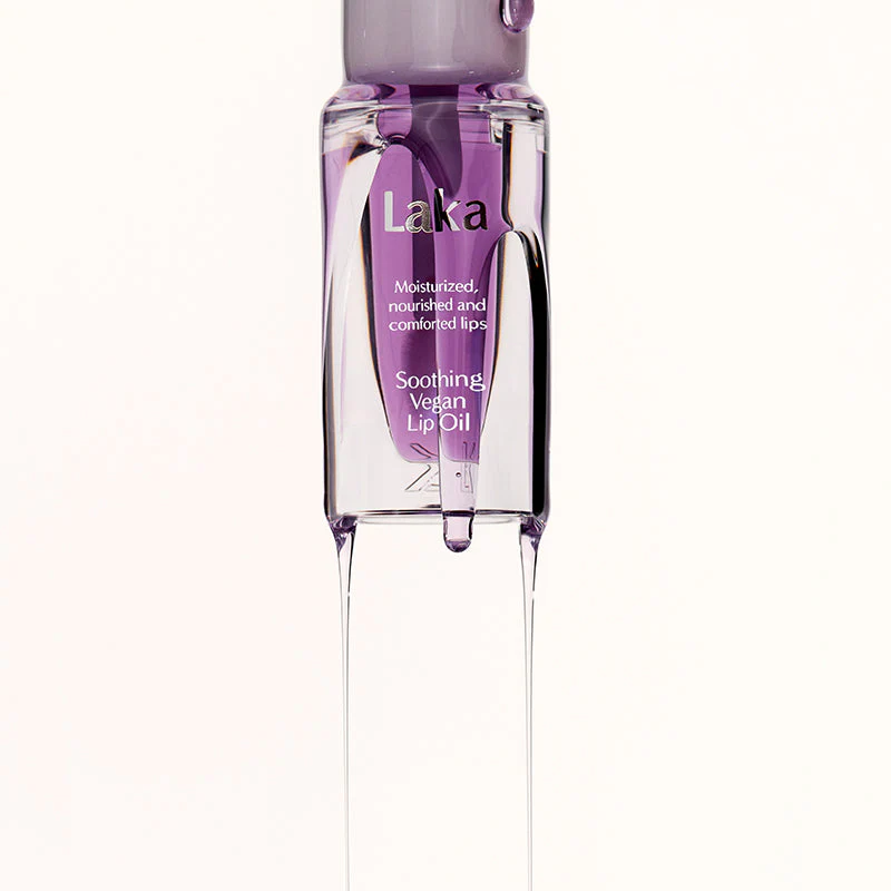Soothing Vegan Lip Oil - Image 5
