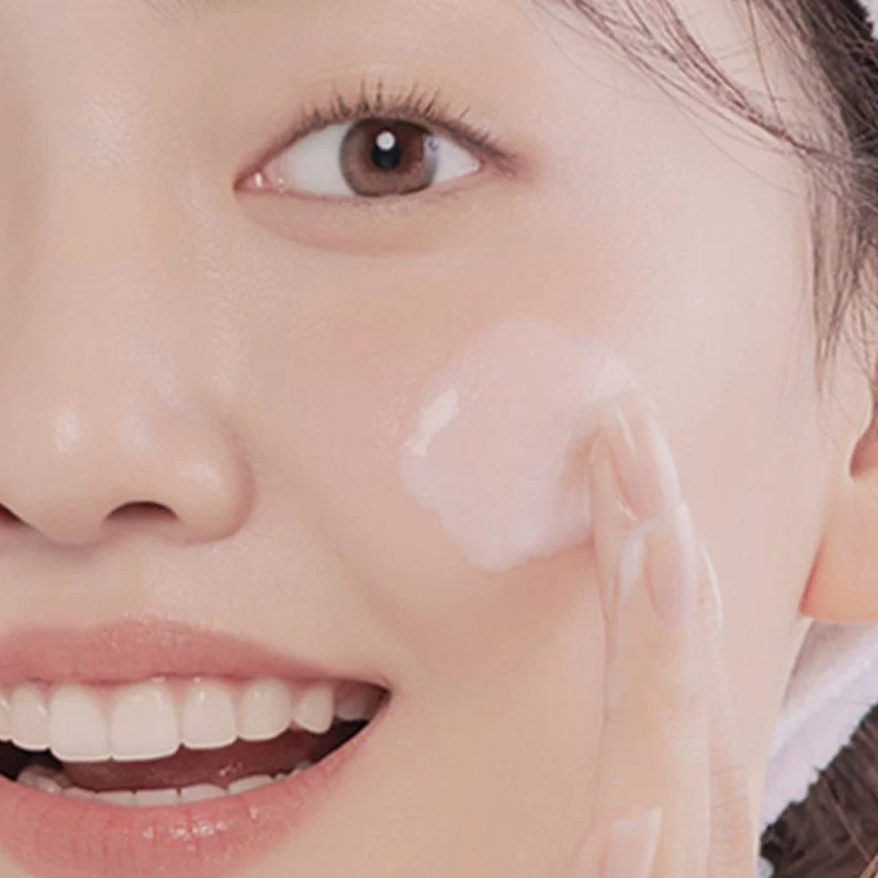 Cream Skin Milk Oil Cleanser - Image 3