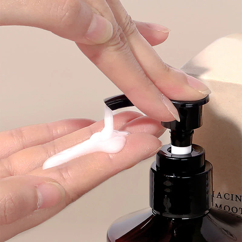 Niacinamide Smoothing Body Lotion - Image 5