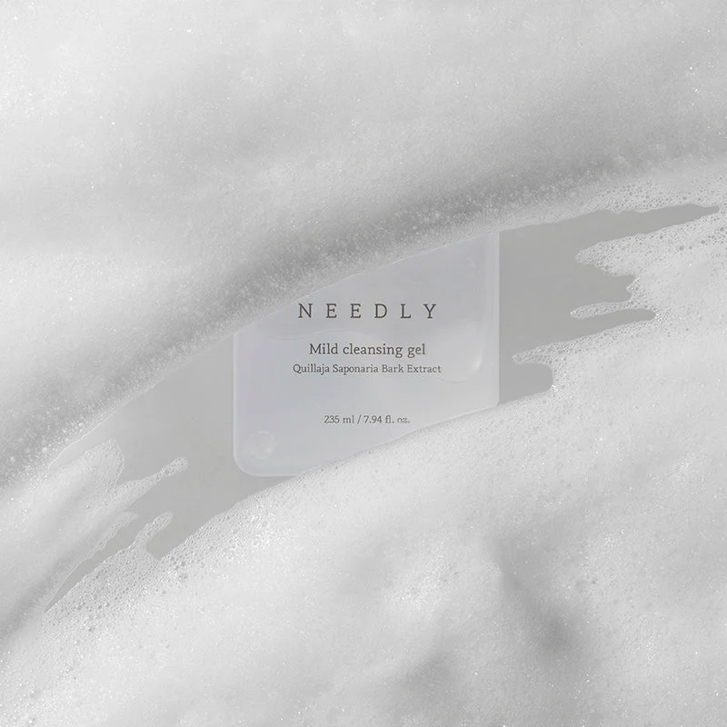 Mild Cleansing Gel - Image 5