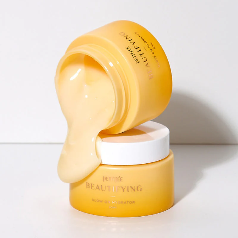 Beautifying Glow On Hydrator - Image 2