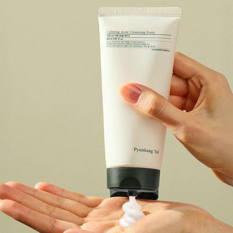 Calming Acne Cleansing Foam - Image 4