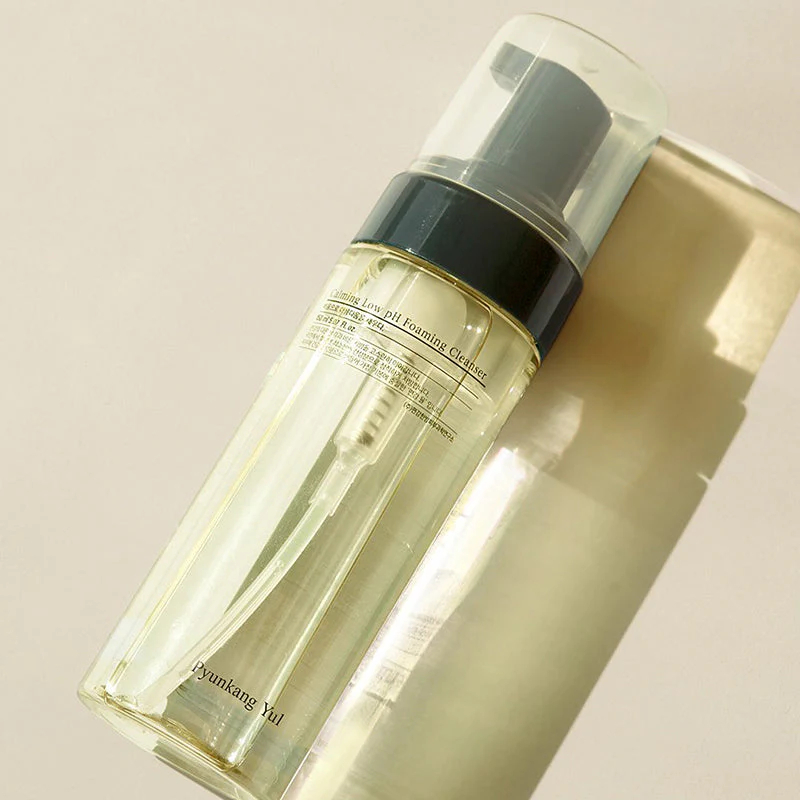 Calming Low pH Foaming Cleanser - Image 2